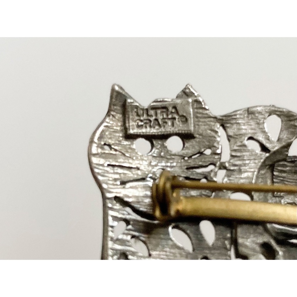Vintage Cat Brooch by Ultra Craft Mixed Metal Cat Pin 80s Brooch - Picture 6 of 6